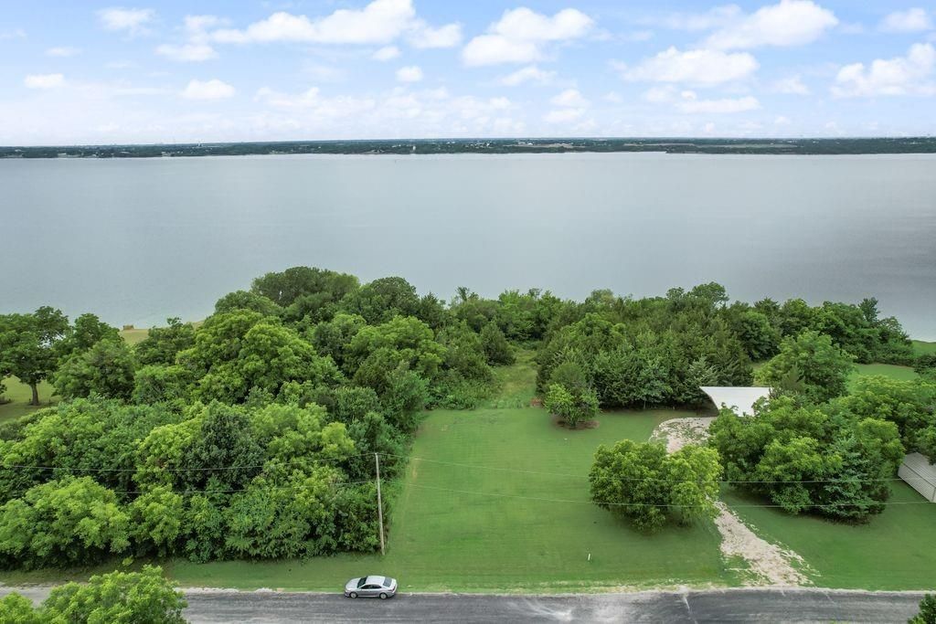 County Road 1053, Farmersville