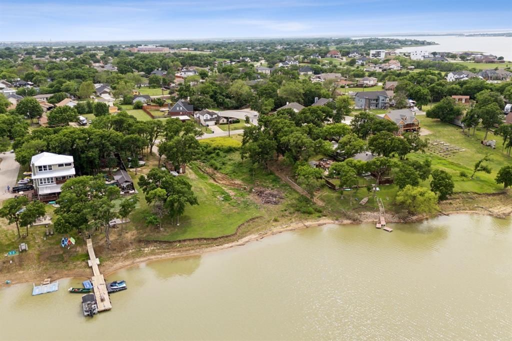 4547 N Shore Drive, The Colony