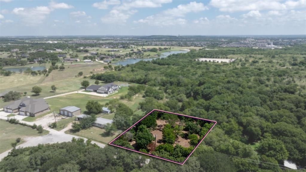 420 County Road 1021, Burleson