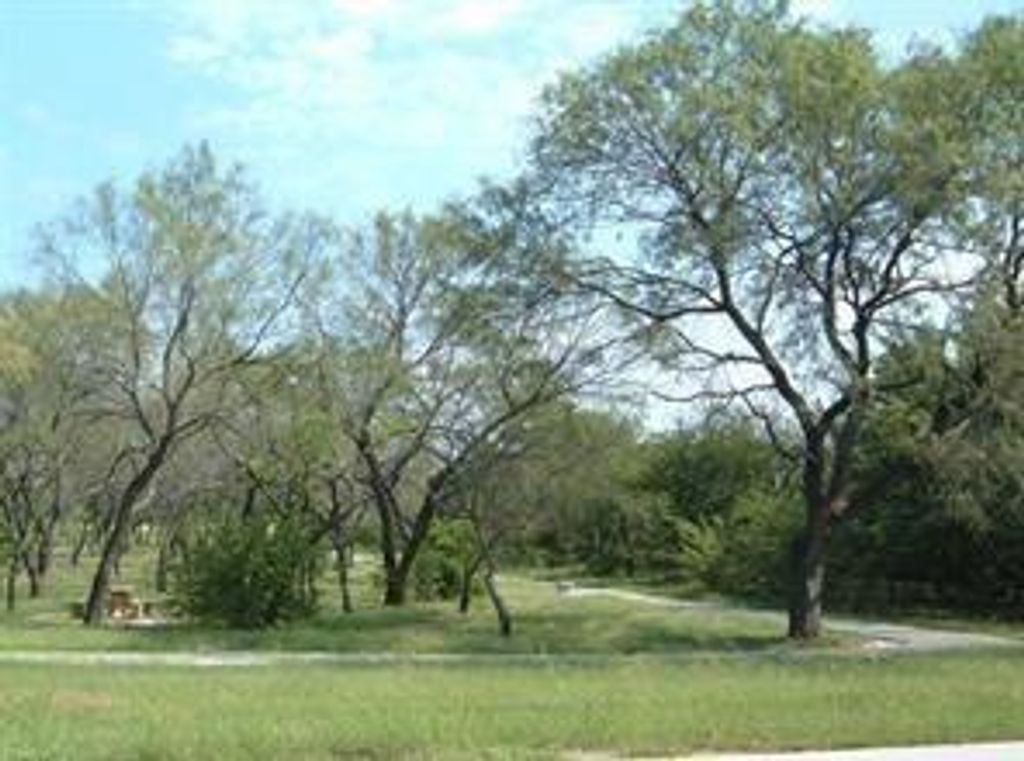 Unit 5 Cimmarron Trail, Bridgeport