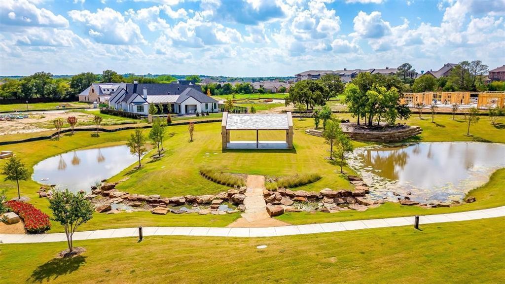 2616 Park Grove Loop, Southlake