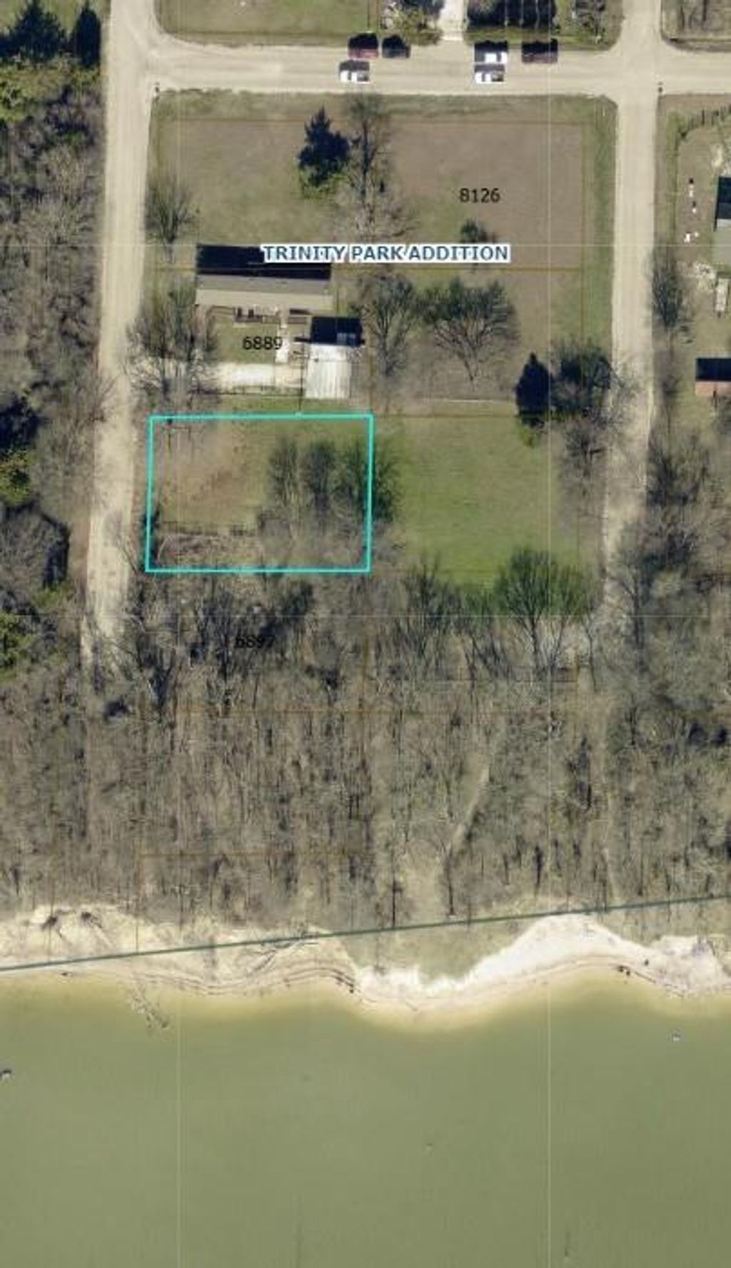 6893 County Road 889, Lucas