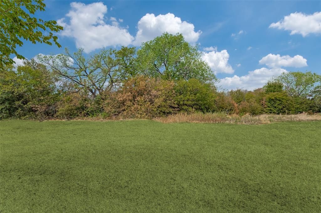 2701 Bideker Avenue, Fort Worth