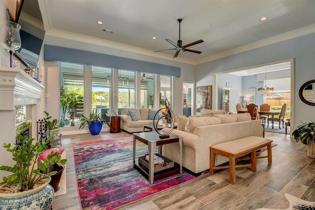 5211 Vicksburg Drive, Arlington