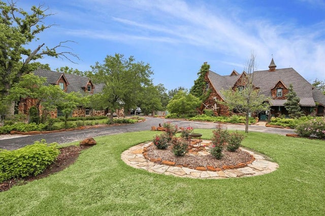 525 E Hickory Hill Road, Argyle