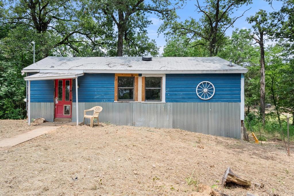 208 Waikiki Trail, Tool