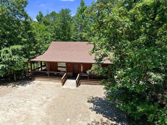 145 Guppy Lane, Broken Bow