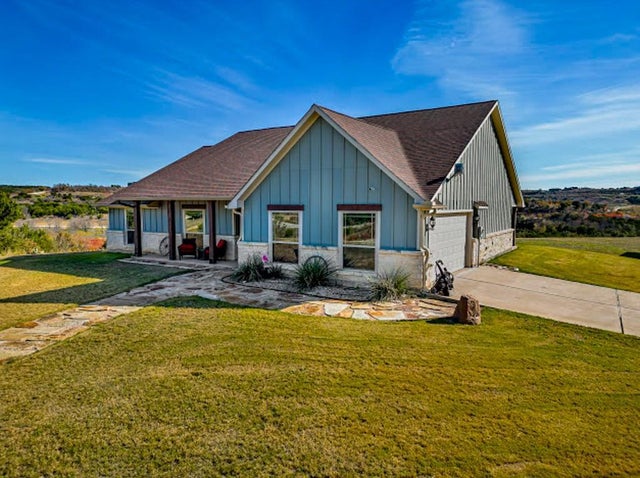 1626 Sawtooth Mountain Road, Graford