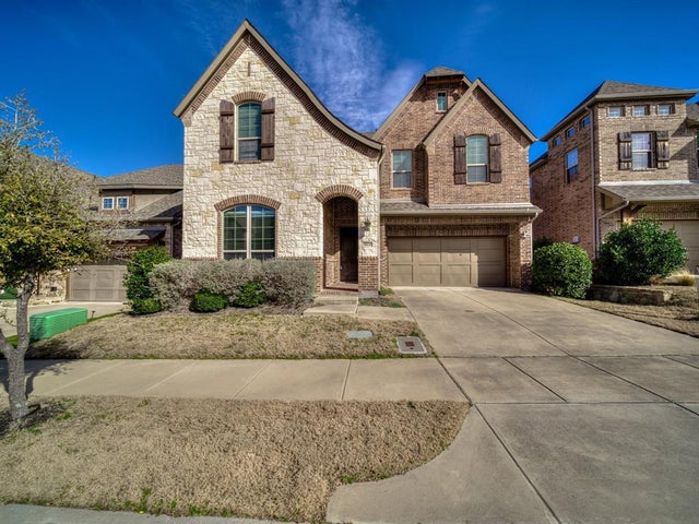 7906 Gulfstream Lane, Irving