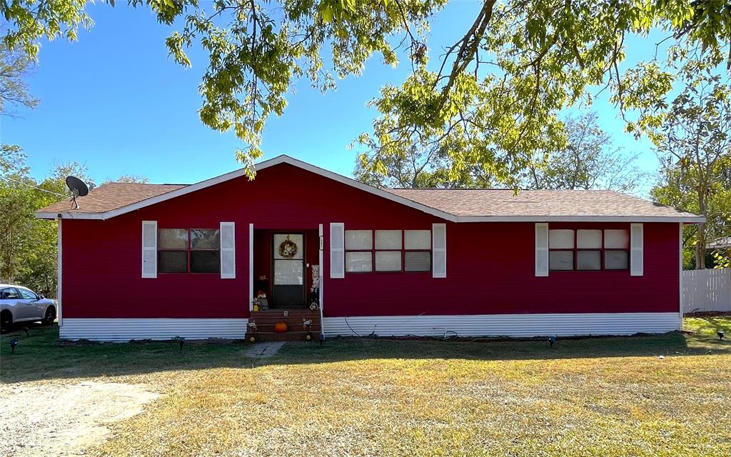 901 Washington Street, Teague