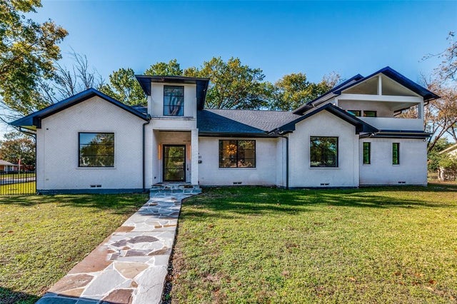 3221 S Glenbrook Drive, Garland