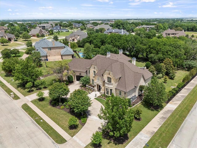 140 Manor Drive, Heath