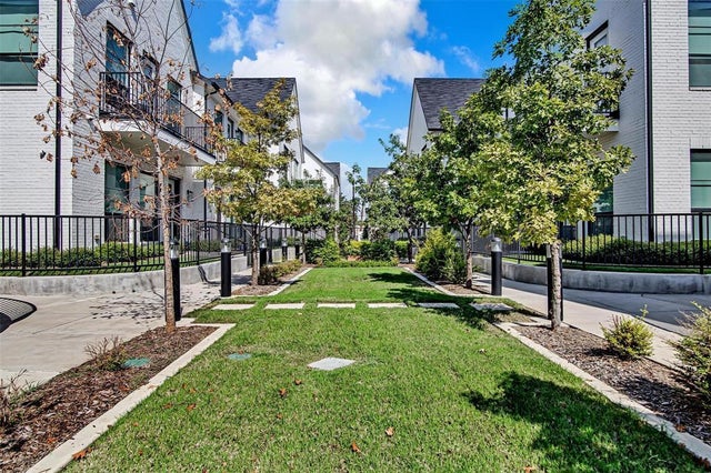 Photo of Listing #20859923