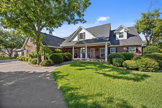 5713 Tee Box Court, Granbury