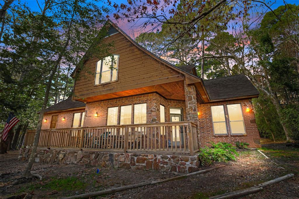 109 Golf Drive, Holly Lake Ranch