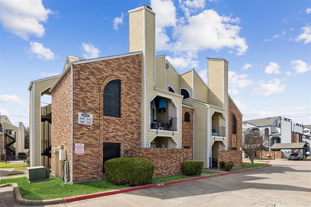 4422 Point Boulevard 112, Garland