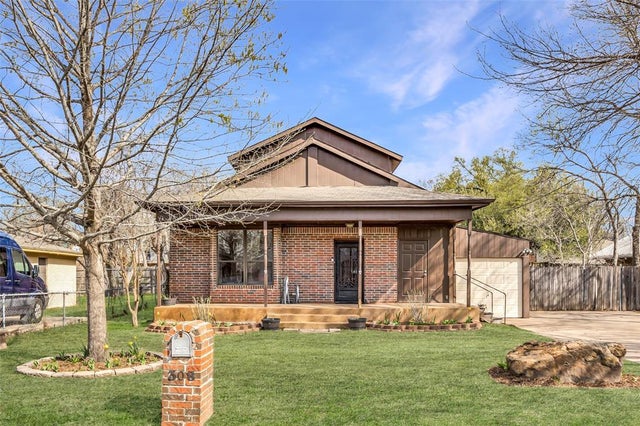308 Kaye Street, Coppell