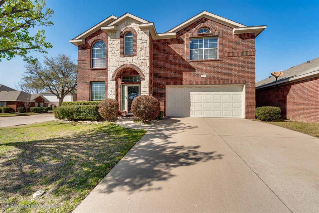 4640 Summer Oaks Lane, Fort Worth