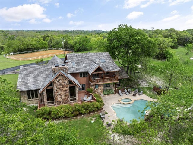 1251 Jim Cannon Road, Van Alstyne