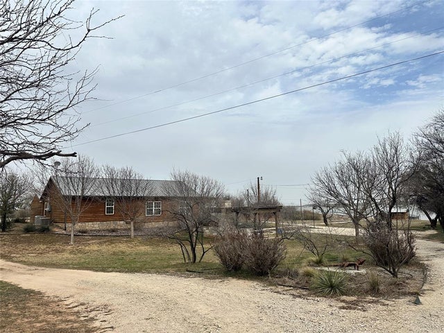 11001 W Lake Road, Abilene