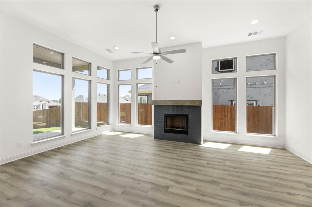 2605 Steve Street, Burleson