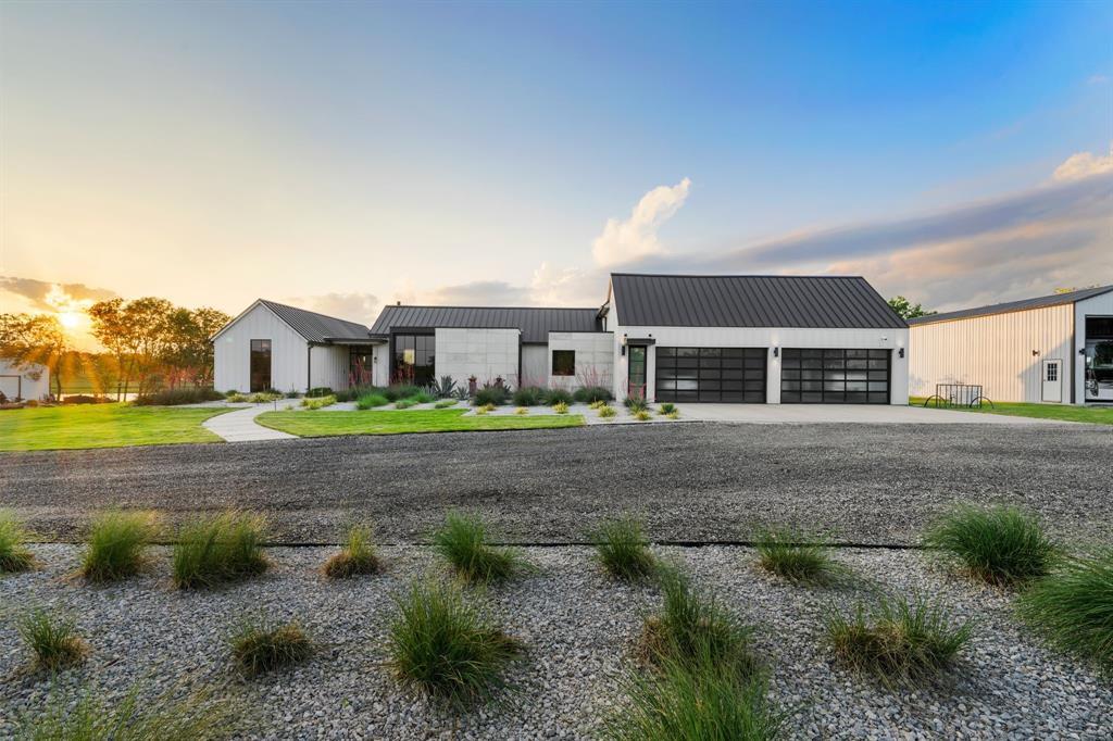 1800 Moseley Road, Ennis