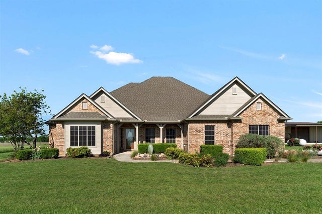 16205 S County Line Rd, Justin