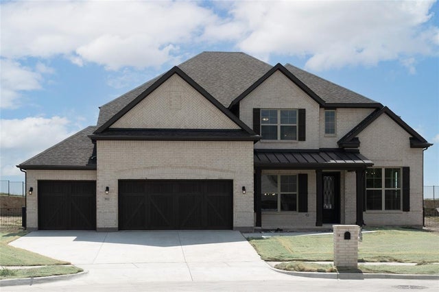 3911 Friendship Court, Heath
