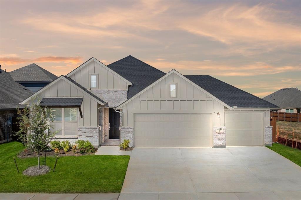 4544 Copper Point Drive, Fort Worth