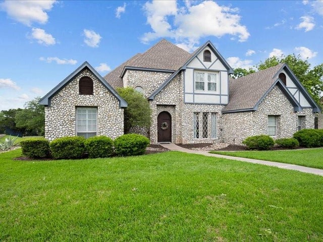 8313 Jonquil Drive, Waco