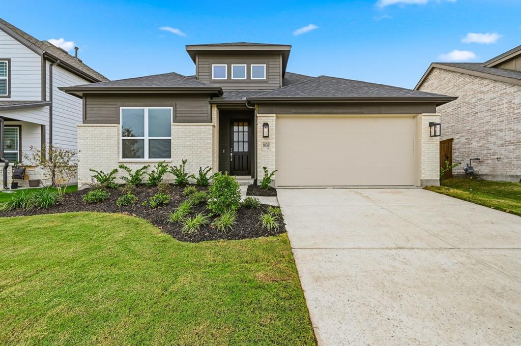 1050 Bearing Street, Royse City