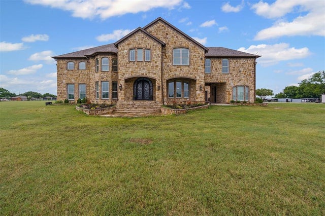 2500 County Road 920, Crowley