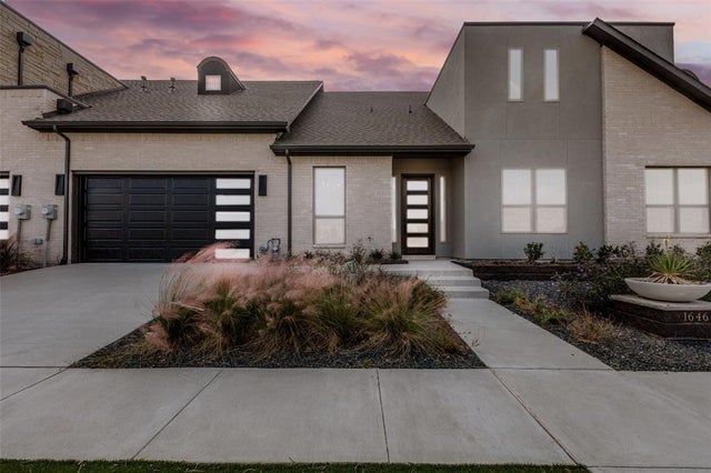 1646 Governors Boulevard, Heath