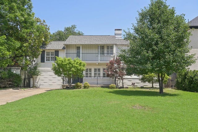 4516 Mockingbird Lane, University Park