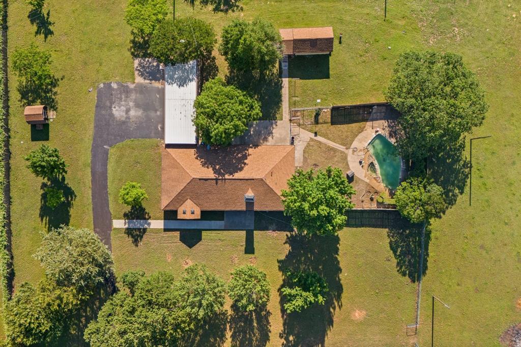 425 County Road 414, Cleburne