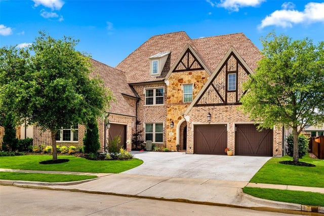 3713 Adelaide, The Colony