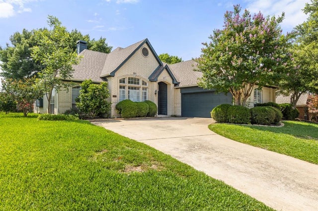 813 Palm Desert Drive, Garland