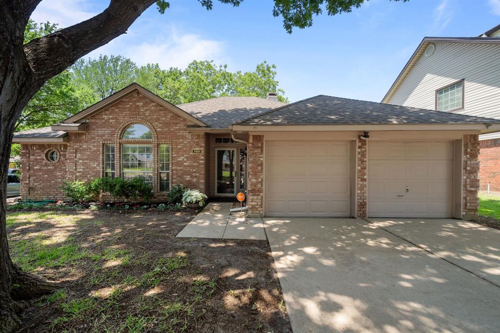 7501 Lake Arrowhead Drive, Fort Worth