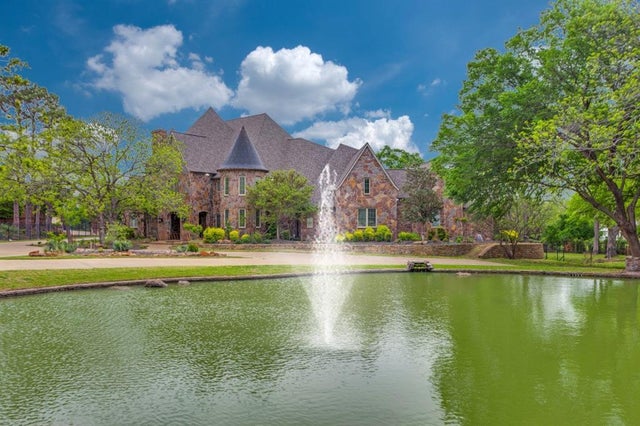 7212 John Mccain Road, Colleyville