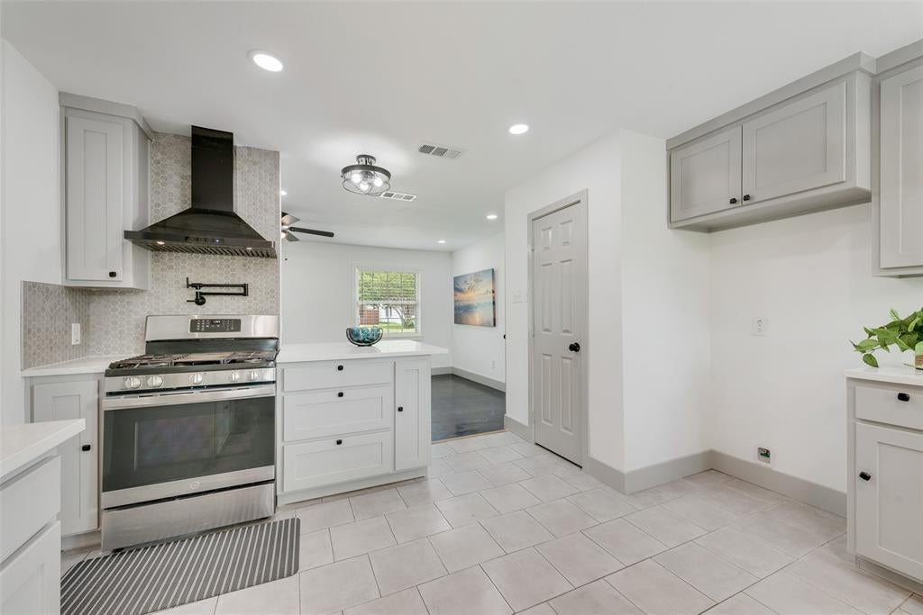 10166 San Lorenzo Drive, Dallas