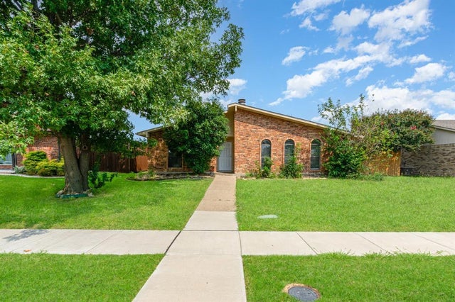 745 Cambridge Drive, Plano