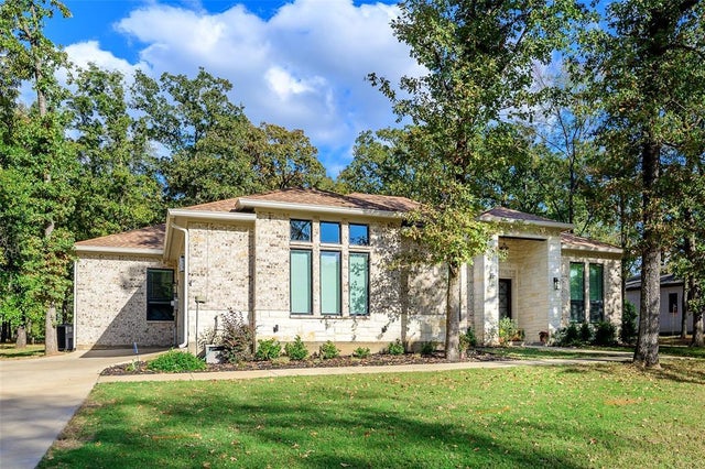 126 Saint Andrews Drive E, Mabank