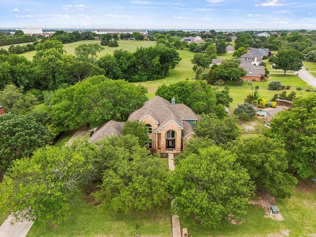 820 Windlake Circle, Heath