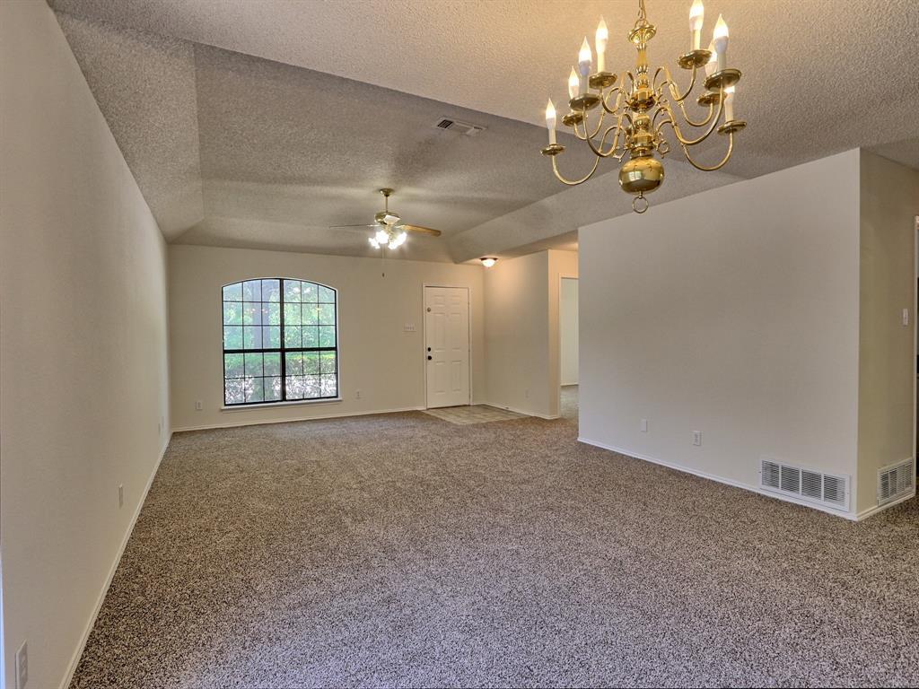 7021 Teal Drive, Fort Worth