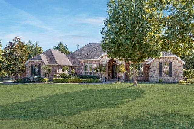 570 Ambrym Drive, Fairview