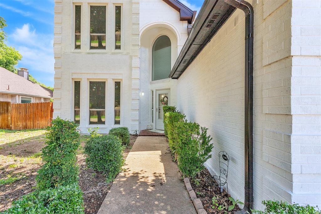 2806 Wandering Oak Drive, Corinth