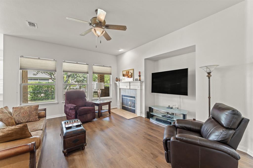 369 Hitching Post Drive, Fairview