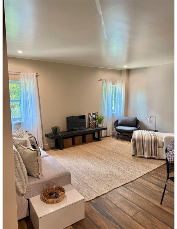 6211 W Northwest Highway G224, Dallas