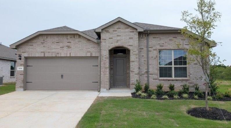 956 Traction Trail, Cleburne