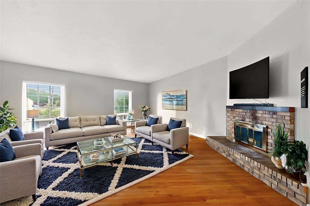 5588 Squires Drive, The Colony